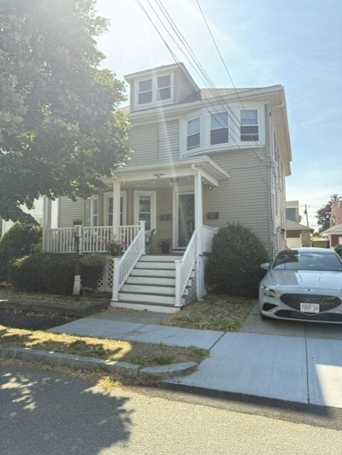 Building Photo - 58 Bromfield St Unit 1