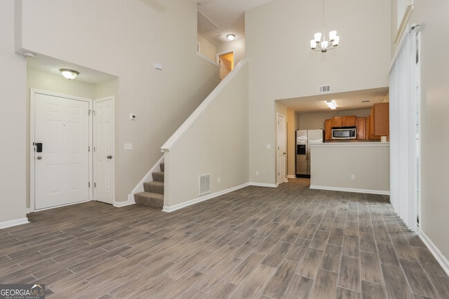 Photo - 688 Windcroft Cir NW