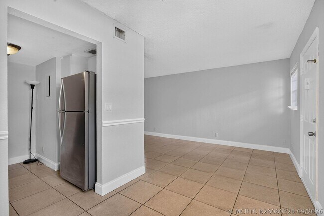 3760 NW 115th Ave Unit 1-4