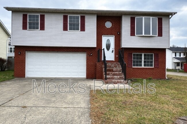 Building Photo - 22 Countryview Est