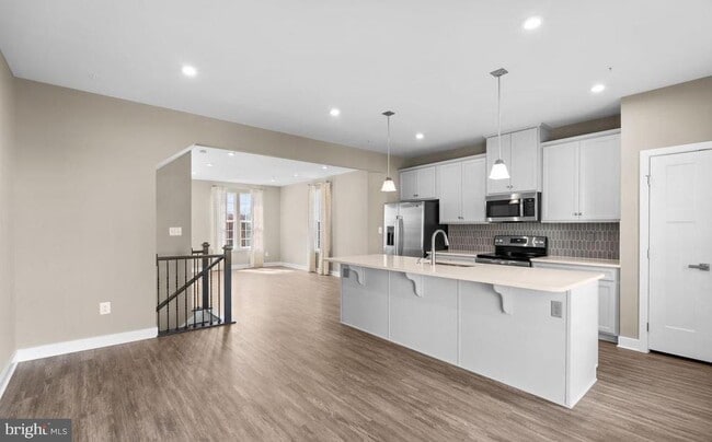 Photo - 100 Bethlehem Pl