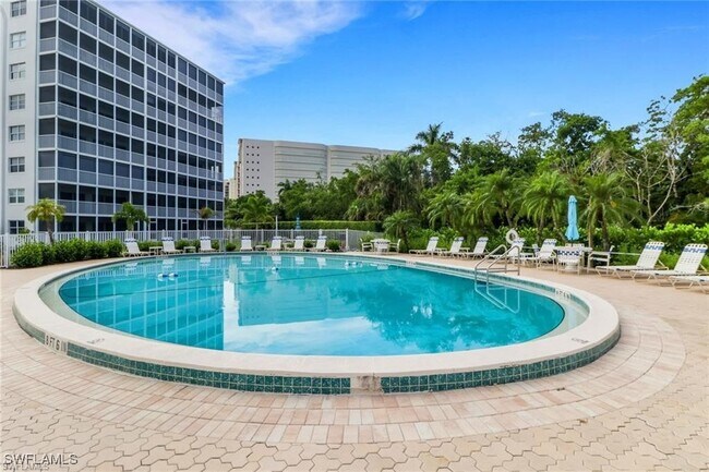 Photo - 1 Bluebill Ave Unit 703