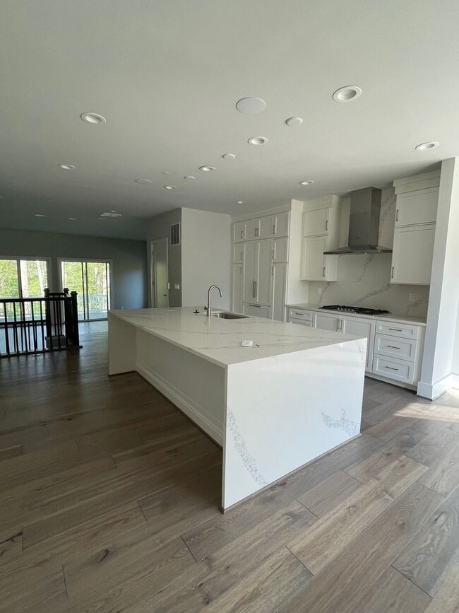 Photo - LUXURY END UNIT TOWNHOUSE IN CHEVY CHASE