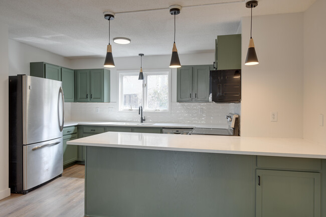 Kitchen - 2042 Pathways Dr Townhome