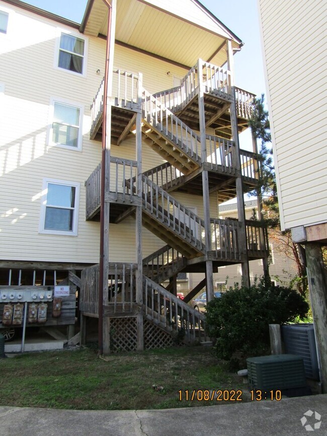 Building Photo - Willoughby Beach Unit 9 Rental