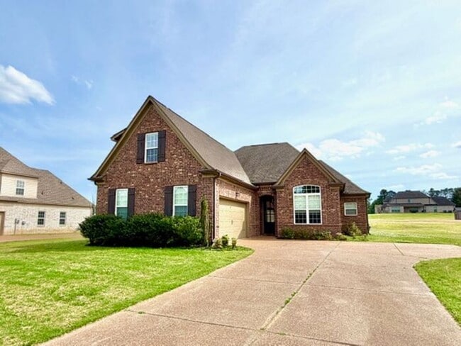Building Photo - Now Leasing A 4 Bedroom 2 Bath Home In Olive Branch. Highly Rated Schools