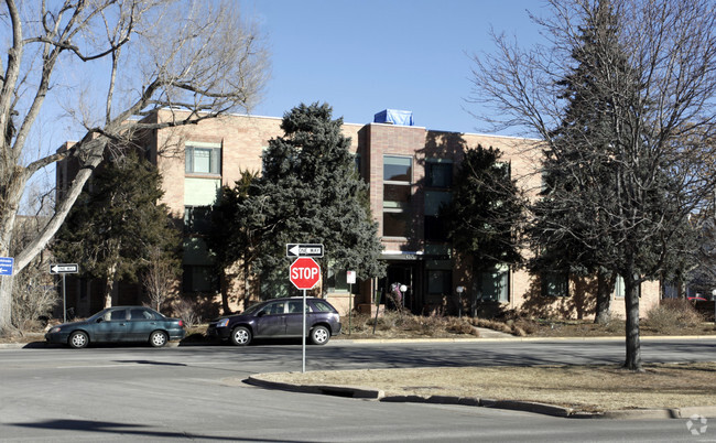 Building Photo - Hale Parkway Rental