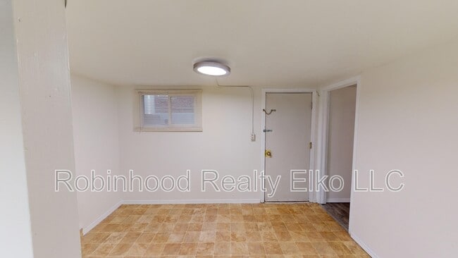 Photo - 454 Cedar St