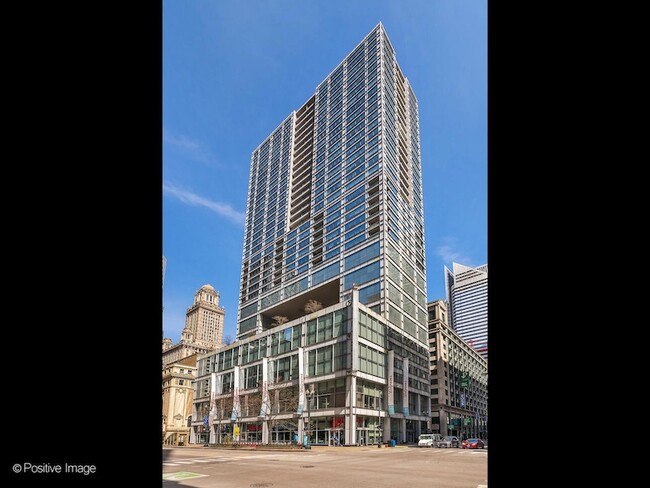 Building Photo - 8 E Randolph St Unit 1108