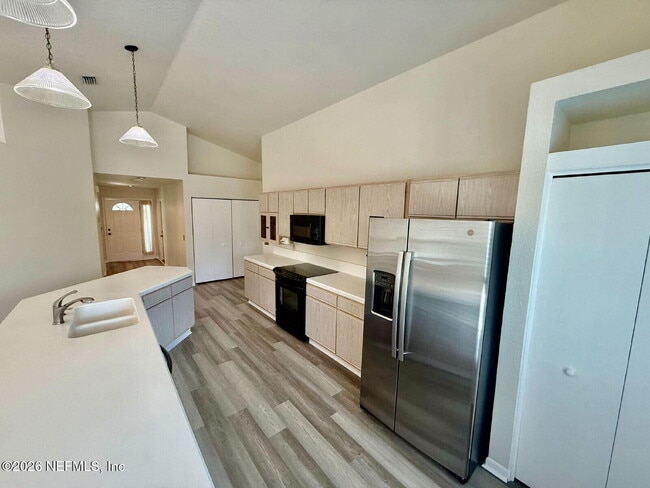 Photo - 289 Magnolia St