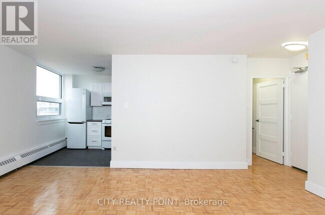 Photo - 485 Huron St Unit 204