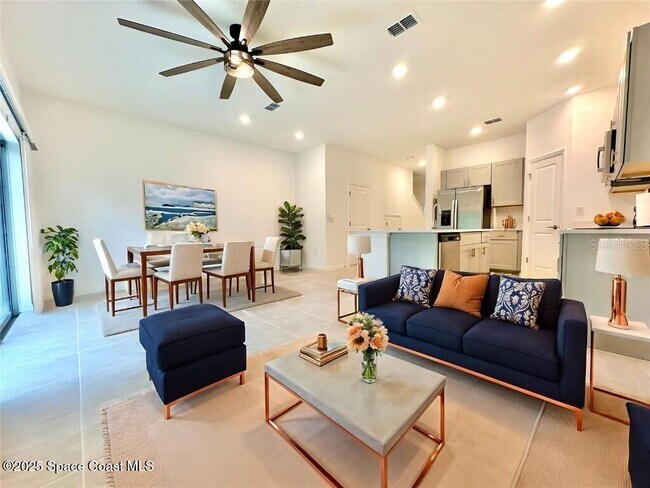 Photo - 198 Riverfront Wy