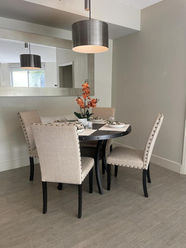 Photo - 780 S Sapodilla Ave Condo Unit 404