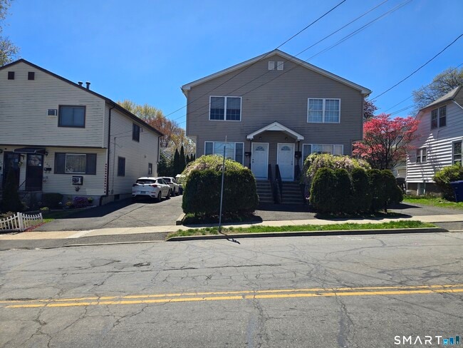 Photo - 148 Granfield Ave