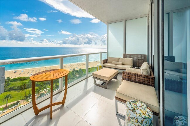 Photo - 100 South Pointe Dr Unidad 1707