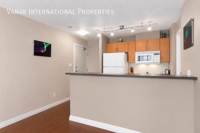 Stylish 1 Bed + Den | 1 Bath | 550 Sq. Ft. | Yaletown Living