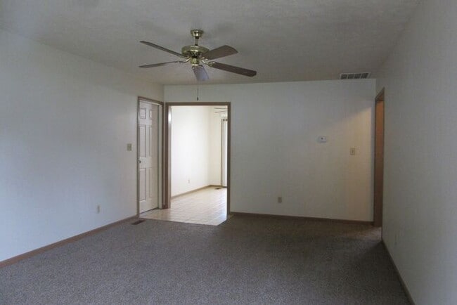 Photo - 3 Bedroom Duplex on East Side by Jones Trailhead