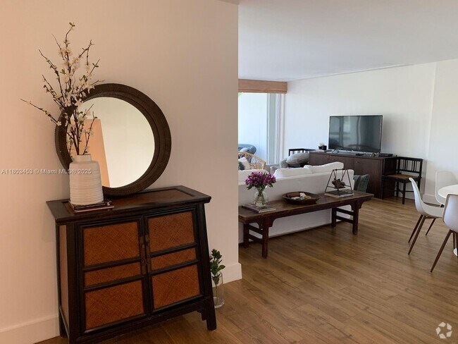 Building Photo - 199 Ocean Lane Dr Unit 106 Rental
