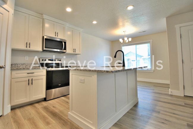 Photo - Beautiful End-Unit Townhome | Premium Location Near USU