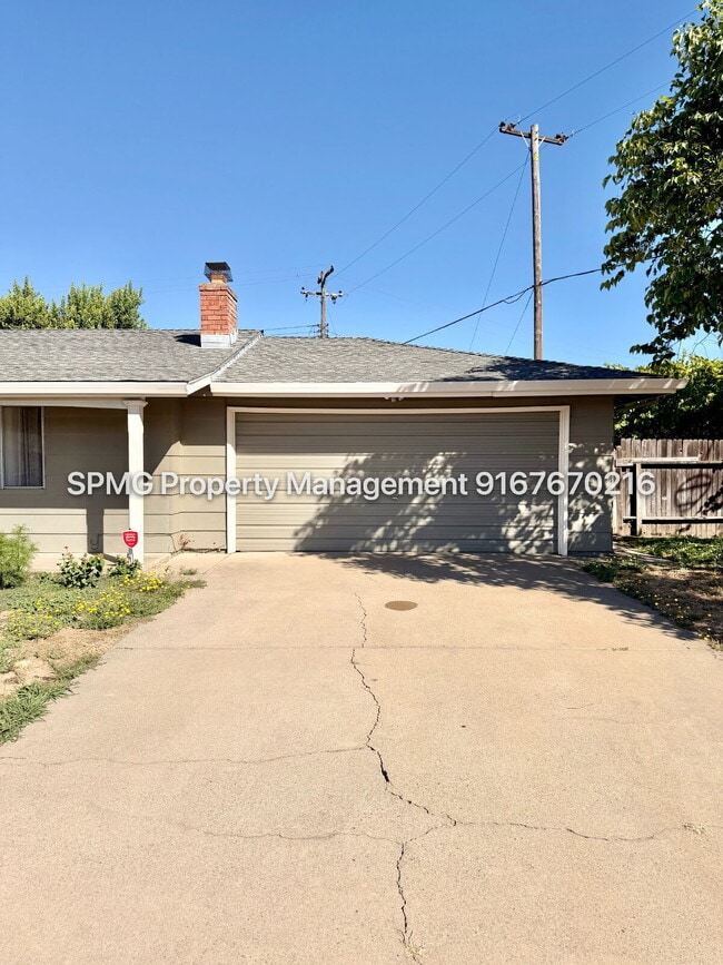 Photo - 3 Bedroom Sacramento Rental with Large Yard