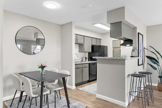 Photo - Sonoma Apartments