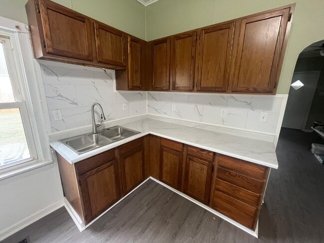 Photo - 518 E Water St