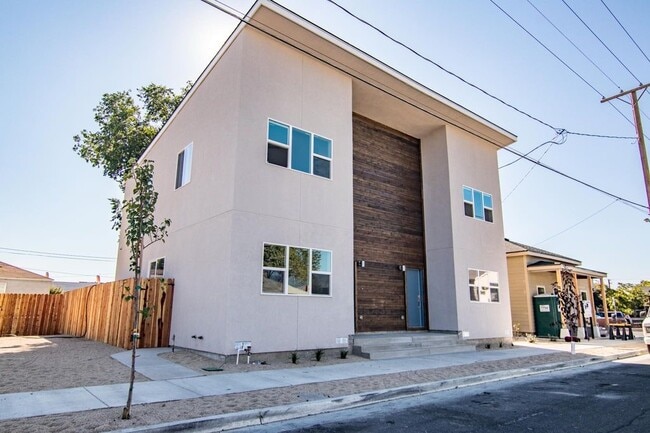 Photo - 36 S Park St