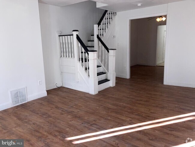Building Photo - 5561 Chancellor St Rental