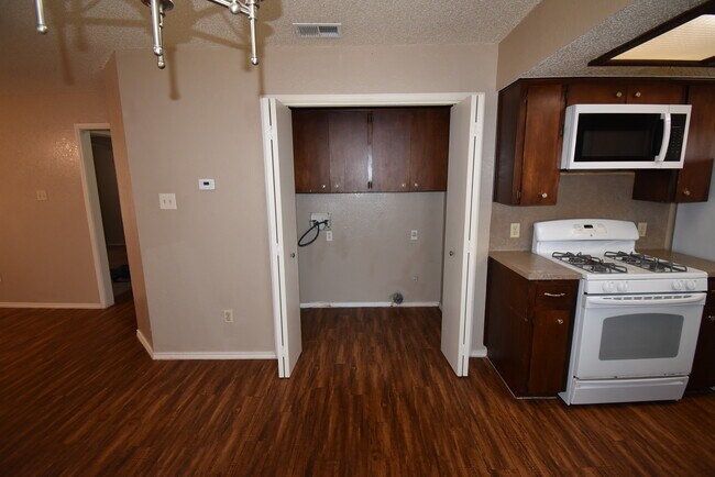 Photo - Four Plex Unit 1802