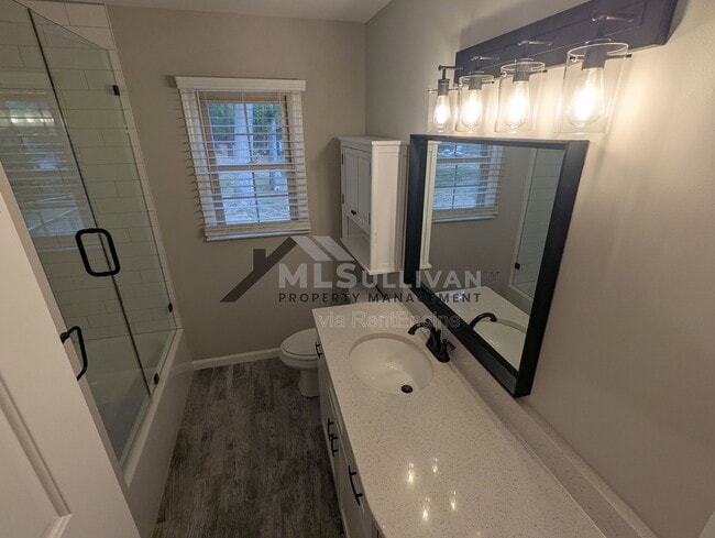 Photo - 6226 Dello St