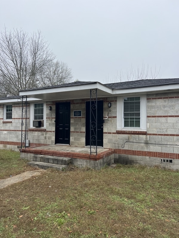 Building Photo - 487 Mellon St