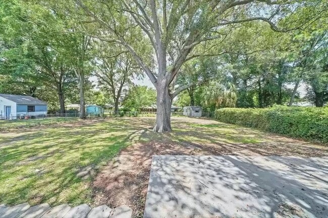 Photo - 360 Chicago Ave Casa