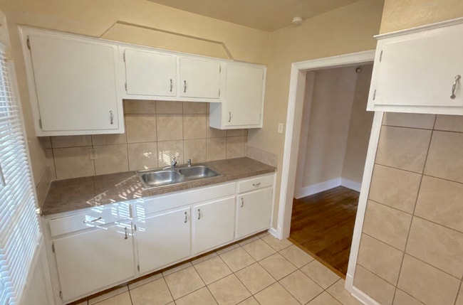 Photo - 3340 Douglass Ave