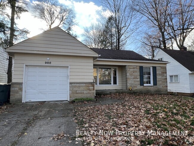 Building Photo - 988 Keystone Dr Rental