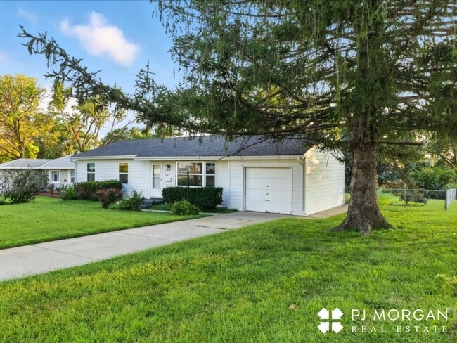 Photo - Midtown Modern Ranch-Don't Miss Out!