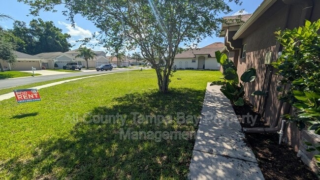 Photo - 25820 Crippen Dr
