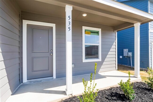 Photo - 535 Paris St