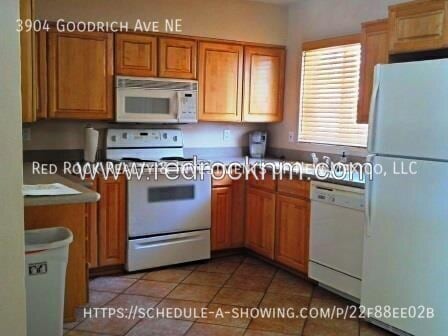 Photo - 3904 Goodrich Ave NE