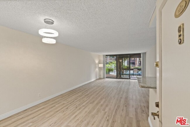 Photo - 7740 Redlands St Unidad M1072