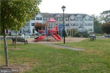 Photo - 1729 Barnett Ct
