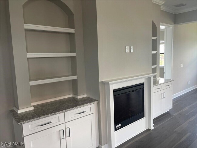Building Photo - 15249 Zeno Wy Unit 204