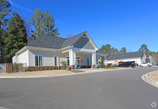 Leasing Center