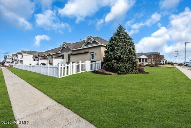 Photo - 120 10th Ave Unit 11