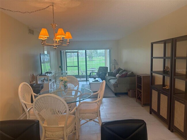 Photo - 6180 Sun Blvd Unidad 115