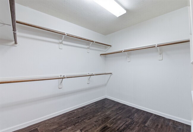 Building Photo - 24938 Crystal Stone Ln