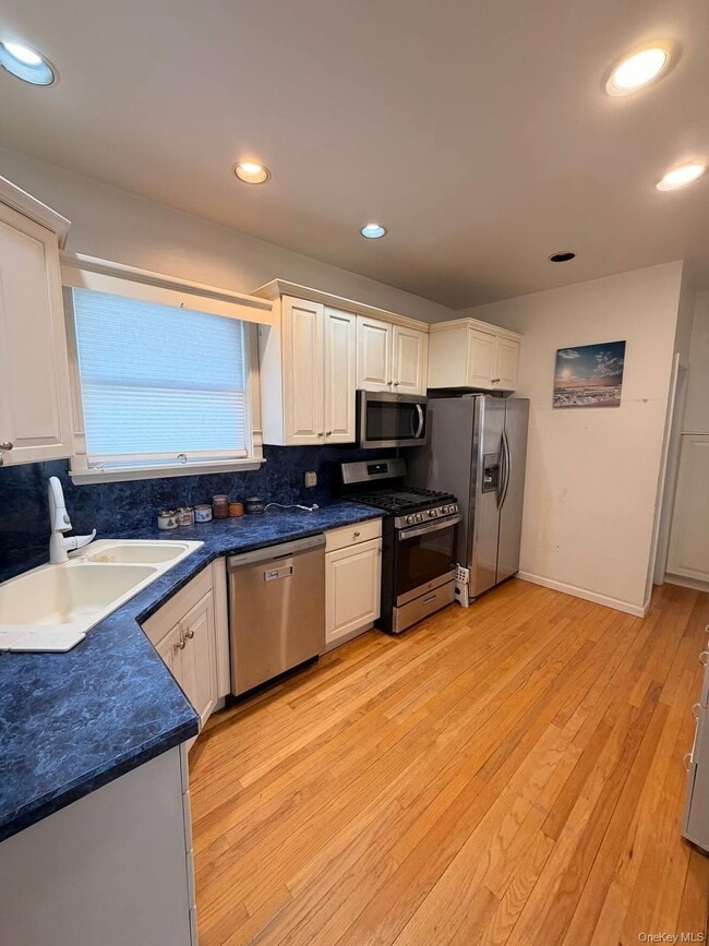 Photo - 462 Franklin Blvd