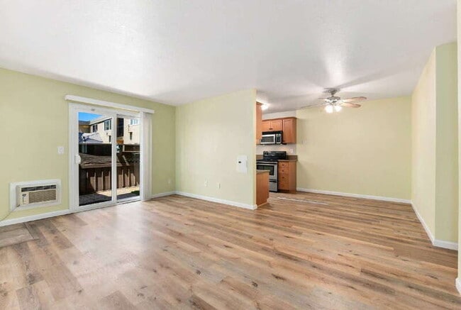 6750 Beadnell Way Unit 50
