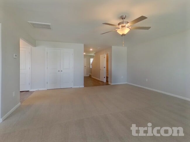 Photo - 286 Belcaro Dr