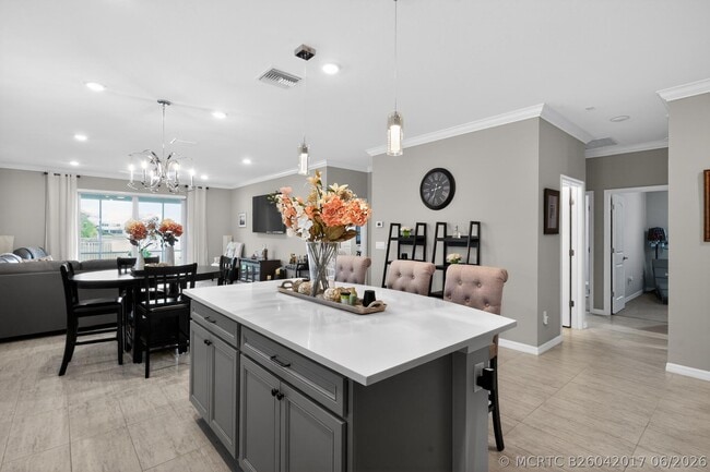 10430 SW Captiva Dr