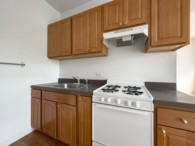 Photo - 1742 N Humboldt Blvd Unidad 204